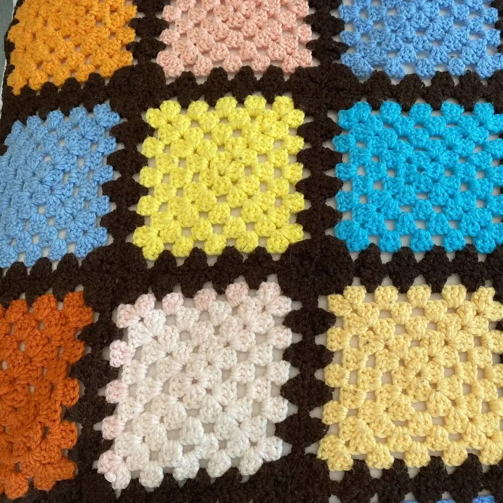 Vintage Handmade Crochet Colorful Granny Square Grannycore Boho Roseanne Afghan